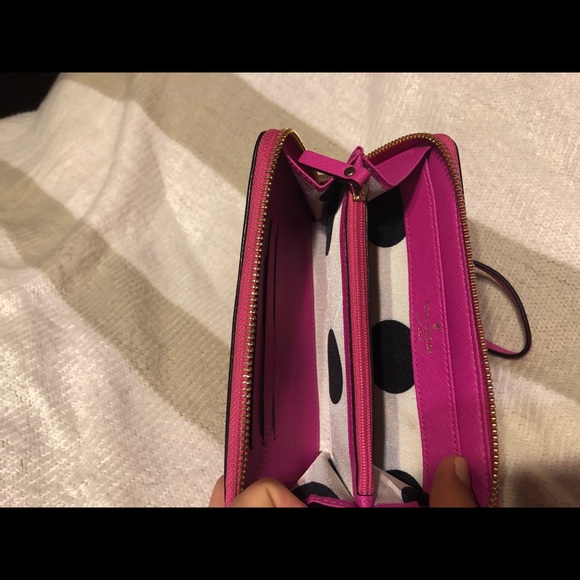 Kate Spade wallet - Picture 3 of 3